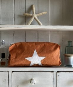 limited edition - get a tan wash bag white star