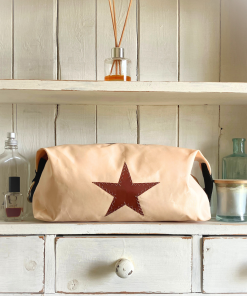 limited edition - vintage cream wash bag tan star